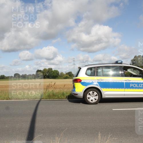 25.08.2024 - Elbe Triathlon Hamburg Fuchs,  Jonas http://msf.ph/oto/6836269 25.08.2024 10:29:15 Radfahren 430, 585, 574 meine-sportfotos.de