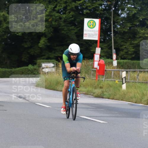 25.08.2024 - Elbe Triathlon Hamburg Fuchs,  Jonas http://msf.ph/oto/6836270 25.08.2024 08:44:24 Radfahren 45 meine-sportfotos.de