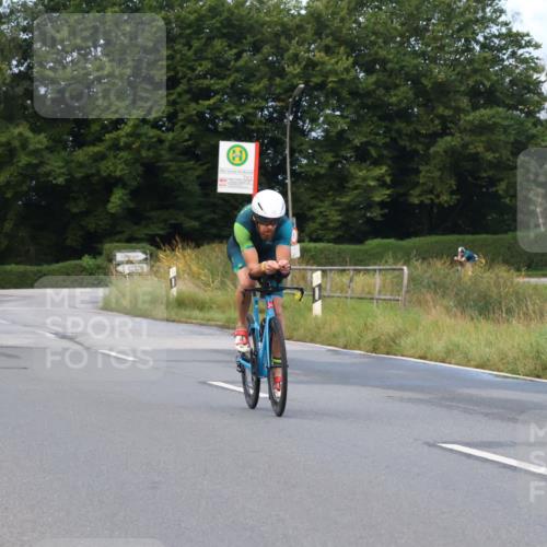 25.08.2024 - Elbe Triathlon Hamburg Fuchs,  Jonas http://msf.ph/oto/6836278 25.08.2024 08:44:24 Radfahren 45 meine-sportfotos.de