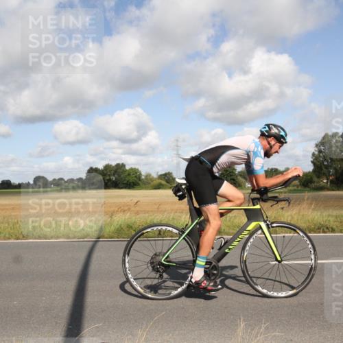 25.08.2024 - Elbe Triathlon Hamburg Fuchs,  Jonas http://msf.ph/oto/6836288 25.08.2024 10:29:35 Radfahren 577, 720, 694, 699 meine-sportfotos.de