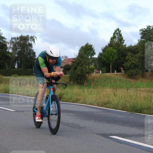 25.08.2024 - Elbe Triathlon Hamburg Fuchs,  Jonas http://msf.ph/oto/6836303 25.08.2024 08:44:25 Radfahren 45, 46 meine-sportfotos.de