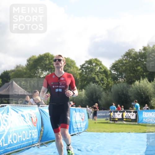 25.08.2024 - Elbe Triathlon Hamburg H.Heesch http://msf.ph/oto/6836320 25.08.2024 10:16:14 Ziel 38, 79 meine-sportfotos.de
