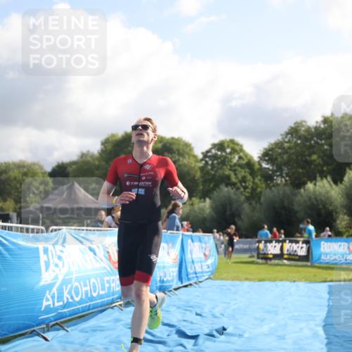 25.08.2024 - Elbe Triathlon Hamburg H.Heesch http://msf.ph/oto/6836330 25.08.2024 10:16:14 Ziel 38, 79 meine-sportfotos.de
