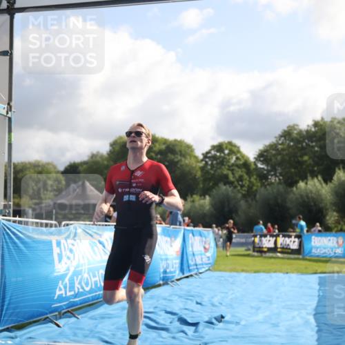 25.08.2024 - Elbe Triathlon Hamburg H.Heesch http://msf.ph/oto/6836338 25.08.2024 10:16:14 Ziel 38, 79 meine-sportfotos.de
