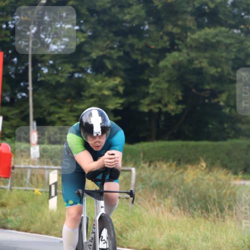 25.08.2024 - Elbe Triathlon Hamburg Fuchs,  Jonas http://msf.ph/oto/6836343 25.08.2024 08:44:32 Radfahren 46, 55 meine-sportfotos.de