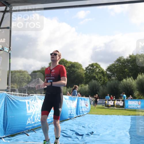 25.08.2024 - Elbe Triathlon Hamburg H.Heesch http://msf.ph/oto/6836345 25.08.2024 10:16:14 Ziel 38, 79 meine-sportfotos.de
