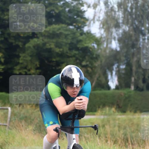 25.08.2024 - Elbe Triathlon Hamburg Fuchs,  Jonas http://msf.ph/oto/6836349 25.08.2024 08:44:32 Radfahren 46, 55 meine-sportfotos.de