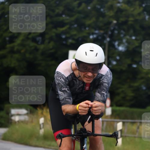 25.08.2024 - Elbe Triathlon Hamburg Fuchs,  Jonas http://msf.ph/oto/6836387 25.08.2024 08:44:35 Radfahren 46, 55, 54 meine-sportfotos.de