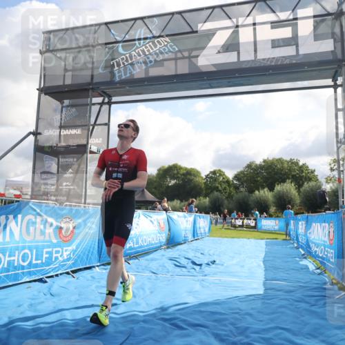 25.08.2024 - Elbe Triathlon Hamburg H.Heesch http://msf.ph/oto/6836401 25.08.2024 10:16:15 Ziel 38, 79 meine-sportfotos.de