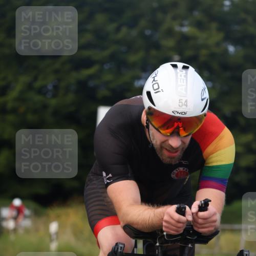 25.08.2024 - Elbe Triathlon Hamburg Fuchs,  Jonas http://msf.ph/oto/6836431 25.08.2024 08:44:40 Radfahren 55, 54, 87 meine-sportfotos.de