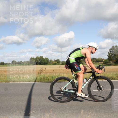 25.08.2024 - Elbe Triathlon Hamburg Fuchs,  Jonas http://msf.ph/oto/6836440 25.08.2024 10:31:12 Radfahren 682, 595 meine-sportfotos.de