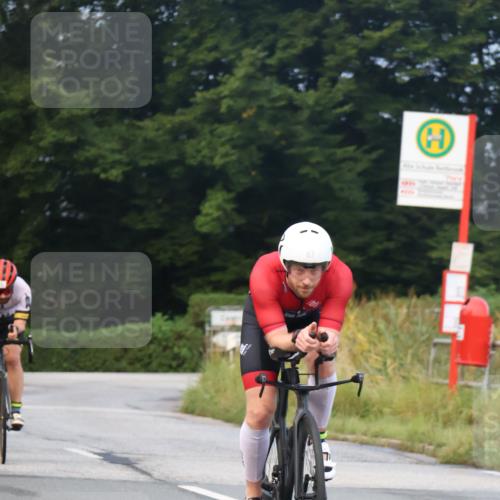 25.08.2024 - Elbe Triathlon Hamburg Fuchs,  Jonas http://msf.ph/oto/6836455 25.08.2024 08:44:46 Radfahren 87, 70, 43 meine-sportfotos.de