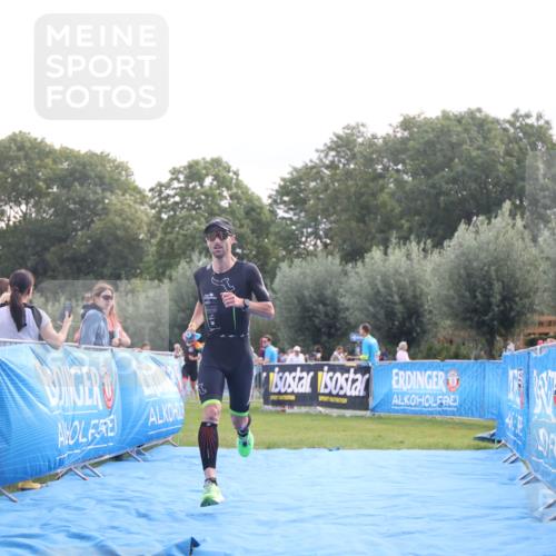 25.08.2024 - Elbe Triathlon Hamburg H.Heesch http://msf.ph/oto/6836468 25.08.2024 10:16:37 Ziel 40, 89 meine-sportfotos.de