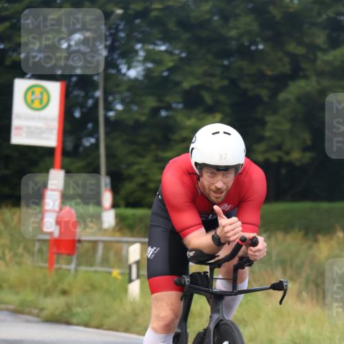 25.08.2024 - Elbe Triathlon Hamburg Fuchs,  Jonas http://msf.ph/oto/6836475 25.08.2024 08:44:47 Radfahren 87, 70, 43 meine-sportfotos.de
