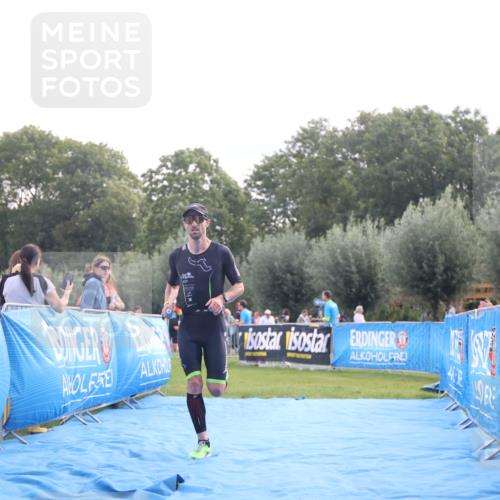 25.08.2024 - Elbe Triathlon Hamburg H.Heesch http://msf.ph/oto/6836478 25.08.2024 10:16:37 Ziel 40, 89 meine-sportfotos.de