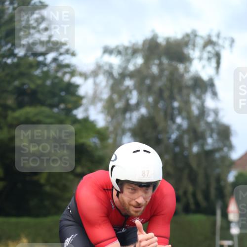 25.08.2024 - Elbe Triathlon Hamburg Fuchs,  Jonas http://msf.ph/oto/6836484 25.08.2024 08:44:47 Radfahren 87, 70, 43 meine-sportfotos.de
