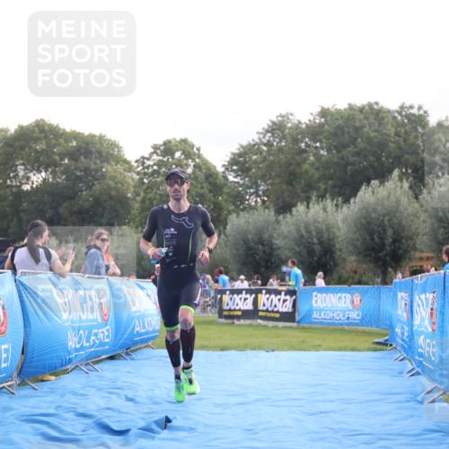 25.08.2024 - Elbe Triathlon Hamburg H.Heesch http://msf.ph/oto/6836491 25.08.2024 10:16:37 Ziel 40, 89 meine-sportfotos.de