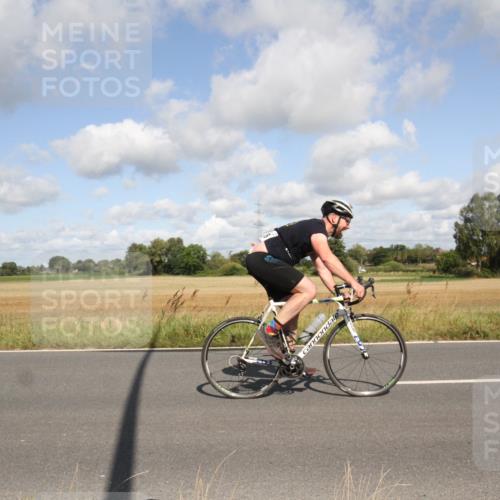 25.08.2024 - Elbe Triathlon Hamburg Fuchs,  Jonas http://msf.ph/oto/6836507 25.08.2024 10:32:22 Radfahren 743, 736, 602, 480 meine-sportfotos.de