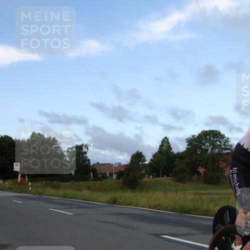 25.08.2024 - Elbe Triathlon Hamburg Fuchs,  Jonas http://msf.ph/oto/6836535 25.08.2024 08:44:50 Radfahren 87, 70, 43 meine-sportfotos.de