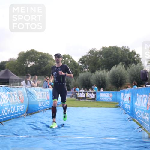 25.08.2024 - Elbe Triathlon Hamburg H.Heesch http://msf.ph/oto/6836537 25.08.2024 10:16:38 Ziel 40, 89 meine-sportfotos.de