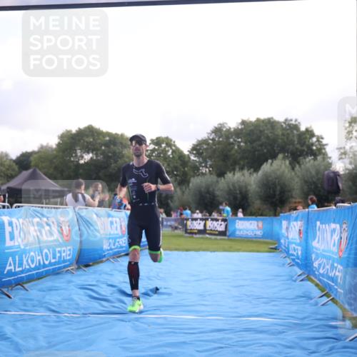 25.08.2024 - Elbe Triathlon Hamburg H.Heesch http://msf.ph/oto/6836549 25.08.2024 10:16:38 Ziel 40, 89 meine-sportfotos.de