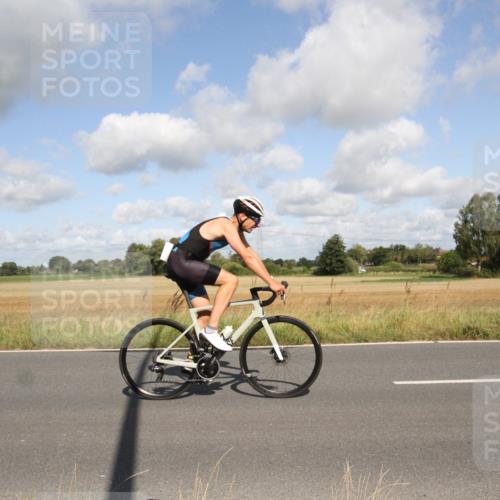25.08.2024 - Elbe Triathlon Hamburg Fuchs,  Jonas http://msf.ph/oto/6836552 25.08.2024 10:32:43 Radfahren 707, 518, 688, 677, 728, 748, 702, 548 meine-sportfotos.de