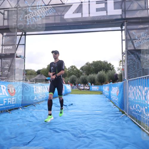 25.08.2024 - Elbe Triathlon Hamburg H.Heesch http://msf.ph/oto/6836616 25.08.2024 10:16:38 Ziel 40, 89 meine-sportfotos.de