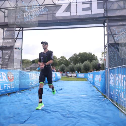 25.08.2024 - Elbe Triathlon Hamburg H.Heesch http://msf.ph/oto/6836626 25.08.2024 10:16:38 Ziel 40, 89 meine-sportfotos.de