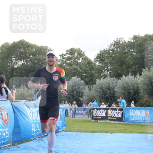 25.08.2024 - Elbe Triathlon Hamburg H.Heesch http://msf.ph/oto/6836634 25.08.2024 10:16:43 Ziel 40, 89 meine-sportfotos.de