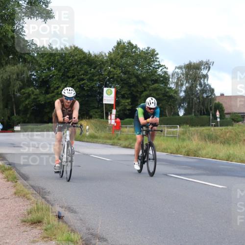 25.08.2024 - Elbe Triathlon Hamburg Fuchs,  Jonas http://msf.ph/oto/6836693 25.08.2024 08:46:06 Radfahren 44, 93 meine-sportfotos.de