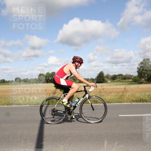 25.08.2024 - Elbe Triathlon Hamburg Fuchs,  Jonas http://msf.ph/oto/6836707 25.08.2024 10:34:27 Radfahren 640, 638, 755, 705, 473 meine-sportfotos.de