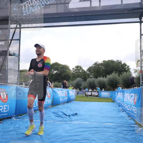 25.08.2024 - Elbe Triathlon Hamburg H.Heesch http://msf.ph/oto/6836733 25.08.2024 10:16:44 Ziel 40, 89 meine-sportfotos.de