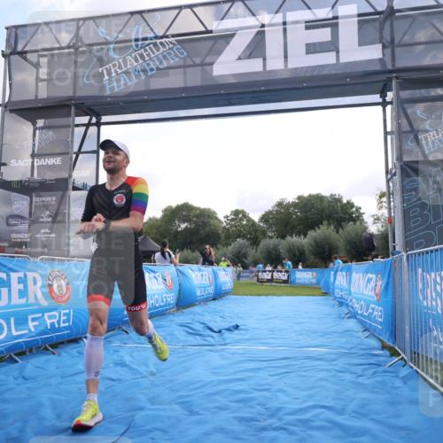 25.08.2024 - Elbe Triathlon Hamburg H.Heesch http://msf.ph/oto/6836755 25.08.2024 10:16:44 Ziel 40, 89 meine-sportfotos.de