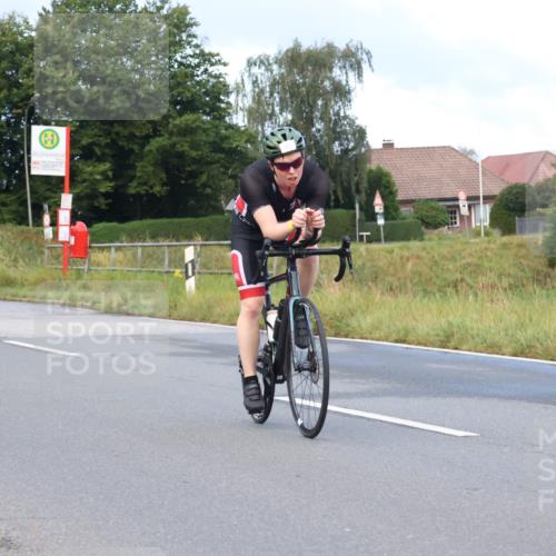 25.08.2024 - Elbe Triathlon Hamburg Fuchs,  Jonas http://msf.ph/oto/6836826 25.08.2024 08:46:30 Radfahren 59, 72, 63 meine-sportfotos.de