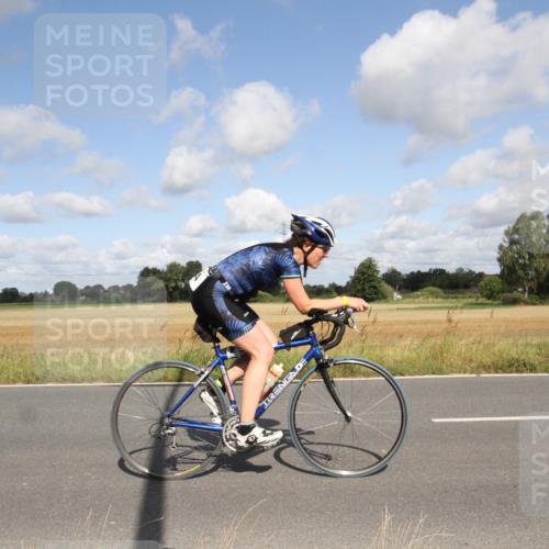 25.08.2024 - Elbe Triathlon Hamburg Fuchs,  Jonas http://msf.ph/oto/6836847 25.08.2024 10:35:55 Radfahren 543, 1500, 629, 544, 613, 456 meine-sportfotos.de