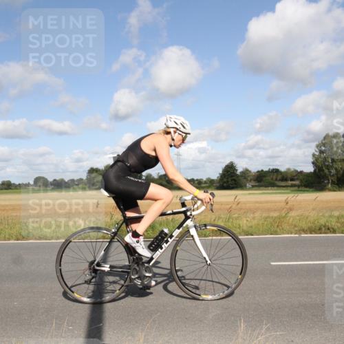 25.08.2024 - Elbe Triathlon Hamburg Fuchs,  Jonas http://msf.ph/oto/6836865 25.08.2024 10:36:08 Radfahren 532, 515, 549 meine-sportfotos.de