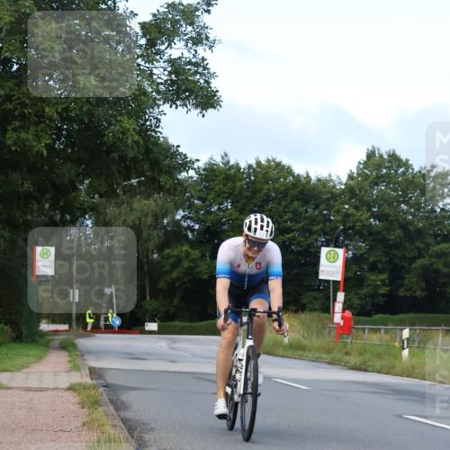 25.08.2024 - Elbe Triathlon Hamburg Fuchs,  Jonas http://msf.ph/oto/6836882 25.08.2024 08:47:02 Radfahren 67 meine-sportfotos.de