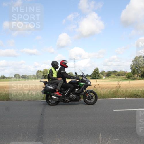 25.08.2024 - Elbe Triathlon Hamburg Fuchs,  Jonas http://msf.ph/oto/6836911 25.08.2024 10:36:41 Radfahren 623 meine-sportfotos.de