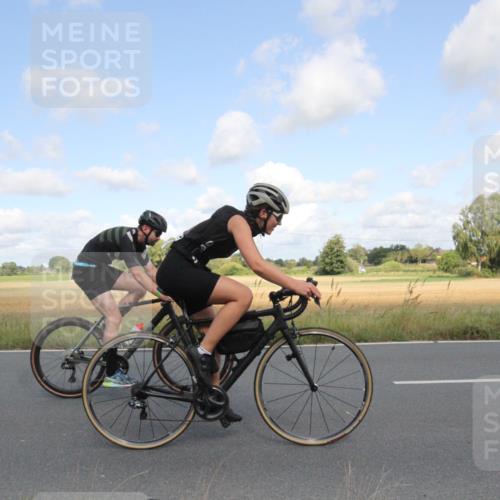 25.08.2024 - Elbe Triathlon Hamburg Fuchs,  Jonas http://msf.ph/oto/6836918 25.08.2024 10:36:51 Radfahren 488, 475, 673, 483 meine-sportfotos.de