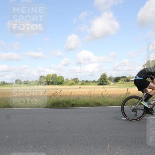 25.08.2024 - Elbe Triathlon Hamburg Fuchs,  Jonas http://msf.ph/oto/6836924 25.08.2024 10:36:52 Radfahren 488, 475, 673, 483 meine-sportfotos.de