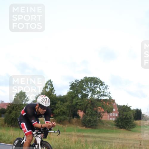 25.08.2024 - Elbe Triathlon Hamburg Fuchs,  Jonas http://msf.ph/oto/6836957 25.08.2024 08:47:36 Radfahren 47, 66 meine-sportfotos.de