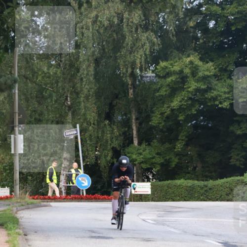 25.08.2024 - Elbe Triathlon Hamburg Fuchs,  Jonas http://msf.ph/oto/6836965 25.08.2024 08:47:41 Radfahren 66, 111, 85 meine-sportfotos.de