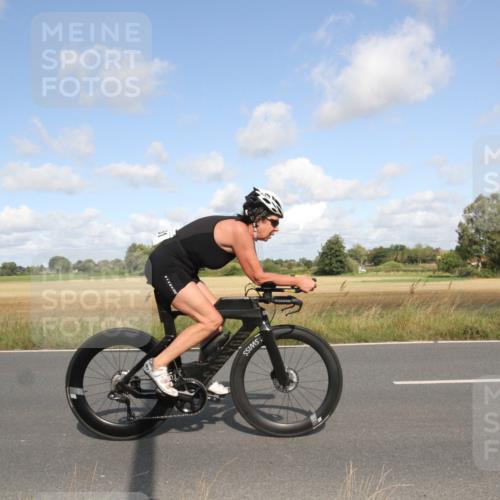 25.08.2024 - Elbe Triathlon Hamburg Fuchs,  Jonas http://msf.ph/oto/6836973 25.08.2024 10:37:17 Radfahren 647, 567, 734, 675, 551, 619, 614, 621 meine-sportfotos.de