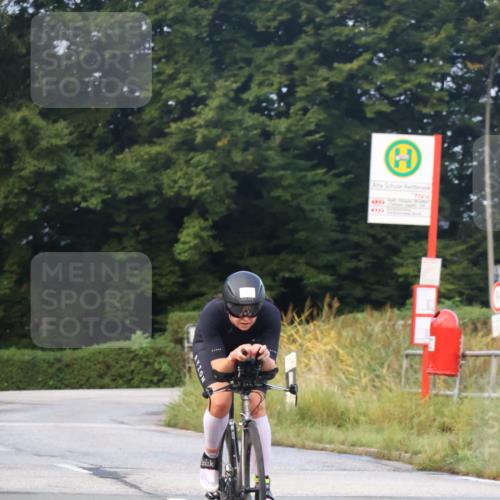 25.08.2024 - Elbe Triathlon Hamburg Fuchs,  Jonas http://msf.ph/oto/6836988 25.08.2024 08:47:43 Radfahren 111, 85 meine-sportfotos.de