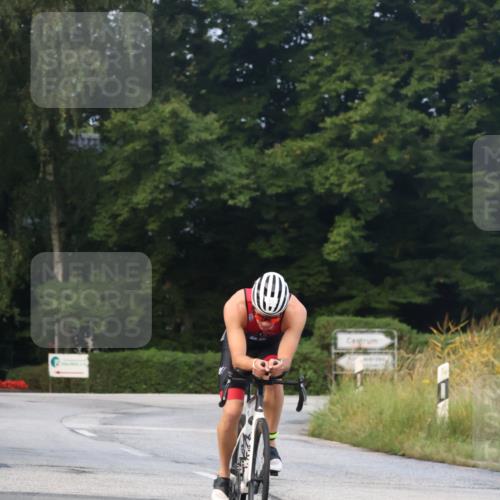 25.08.2024 - Elbe Triathlon Hamburg Fuchs,  Jonas http://msf.ph/oto/6837038 25.08.2024 08:47:47 Radfahren 111, 85 meine-sportfotos.de