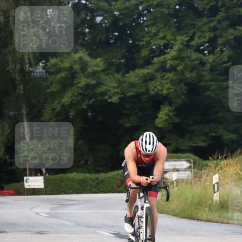 25.08.2024 - Elbe Triathlon Hamburg Fuchs,  Jonas http://msf.ph/oto/6837043 25.08.2024 08:47:47 Radfahren 111, 85 meine-sportfotos.de