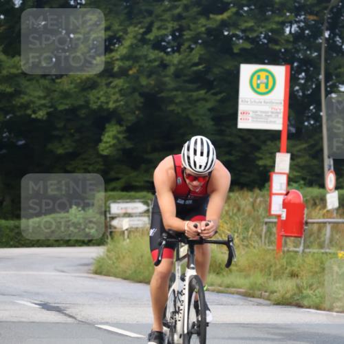 25.08.2024 - Elbe Triathlon Hamburg Fuchs,  Jonas http://msf.ph/oto/6837059 25.08.2024 08:47:47 Radfahren 111, 85 meine-sportfotos.de