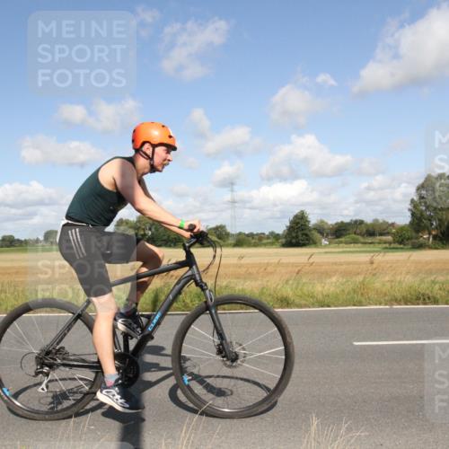 25.08.2024 - Elbe Triathlon Hamburg Fuchs,  Jonas http://msf.ph/oto/6837062 25.08.2024 10:38:01 Radfahren 760, 462, 520, 687, 631, 593 meine-sportfotos.de