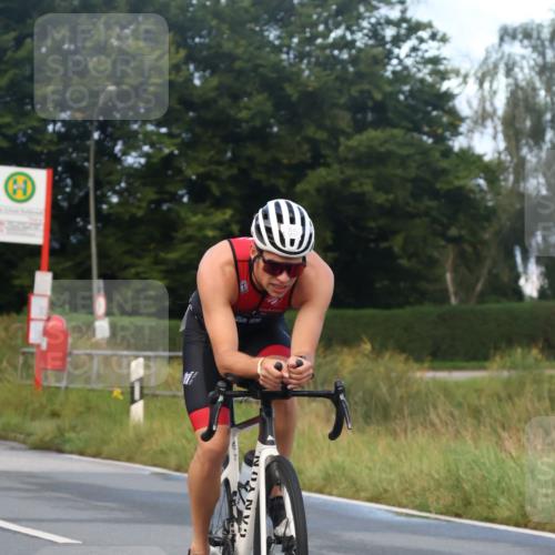 25.08.2024 - Elbe Triathlon Hamburg Fuchs,  Jonas http://msf.ph/oto/6837073 25.08.2024 08:47:48 Radfahren 111, 85 meine-sportfotos.de