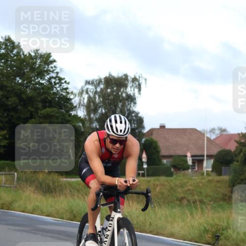 25.08.2024 - Elbe Triathlon Hamburg Fuchs,  Jonas http://msf.ph/oto/6837085 25.08.2024 08:47:48 Radfahren 111, 85 meine-sportfotos.de